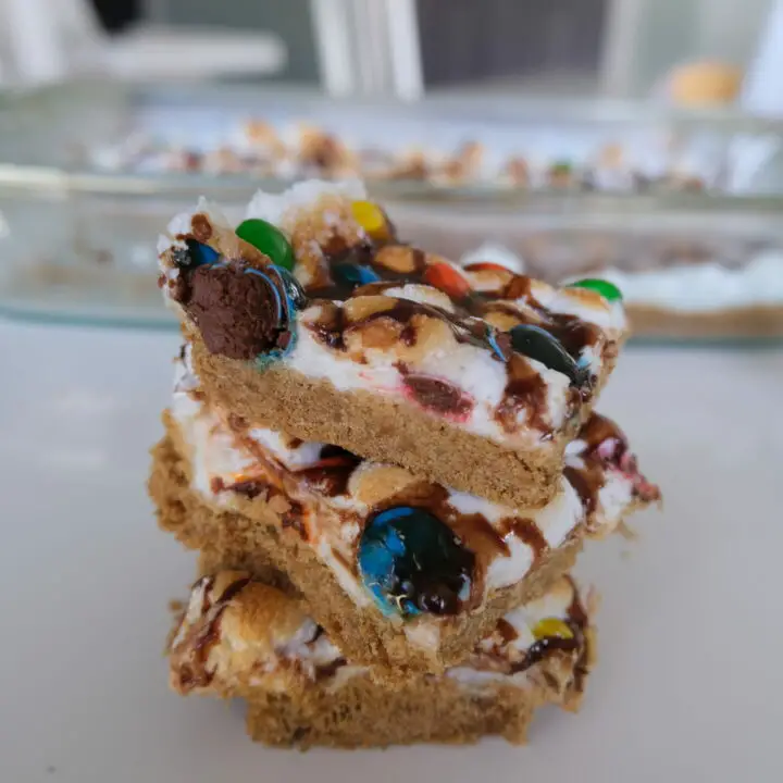 3 smore bars stacked