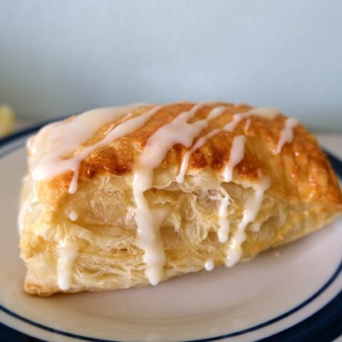 lemon cheesecake hand pie